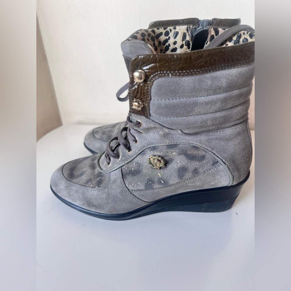 Roberto Cavalli Gray And Brown Lace Up Boots With Suede Finish